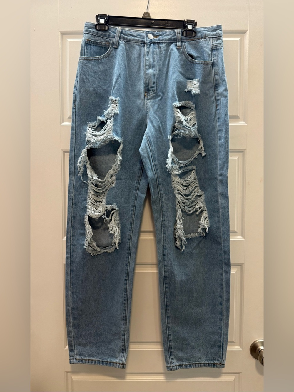 Fashion Unbranded Distressed Jeans, sz Lg